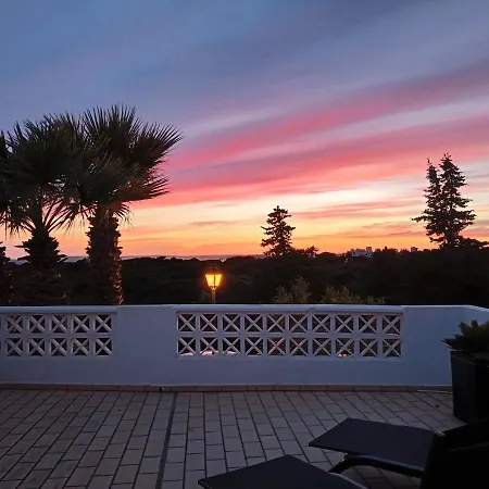 Three Palms פראגודו